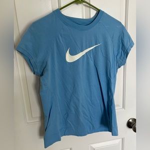 Nike Women’s Large Tee